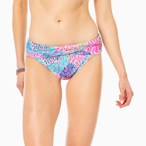 Lilly Pulitzer Brenta tankini top & Lagoon Sarong Hipster Bikini Bottom - Picture 8 of 16